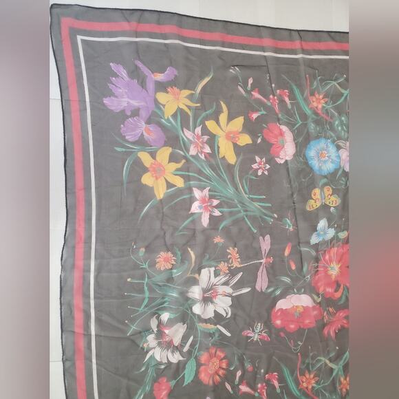 Stunning Made in Italy 100% Silk Floral Scarf Pareo Shawl 76x42 inches - Picture 4 of 13